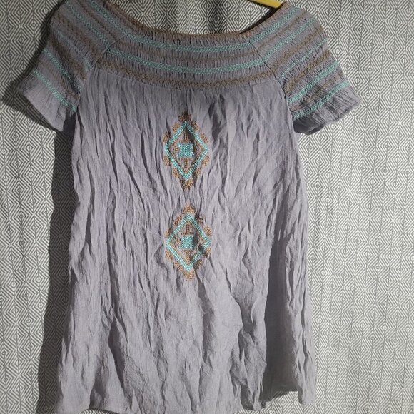THML Scrunch Off The Shoulder Gray With Brown & Teal Embroidery Aztec Design Top - Picture 1 of 10